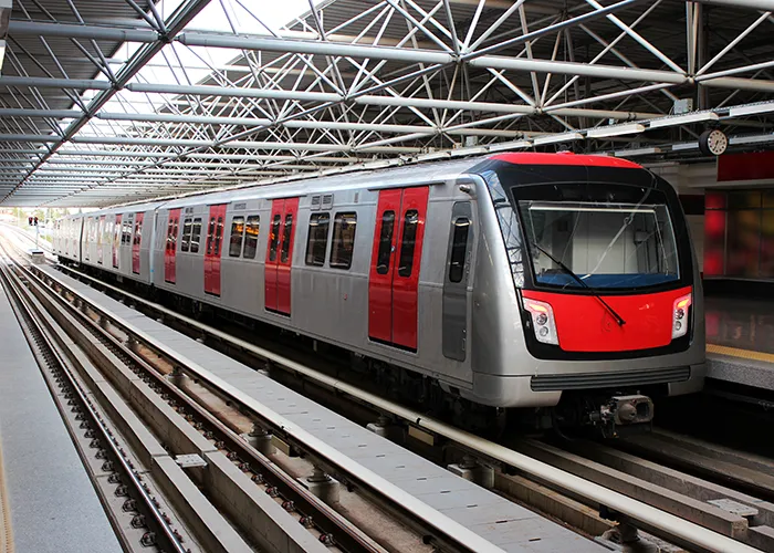 collaborare con amministrazioni pubbliche enti locali e grandi aziende